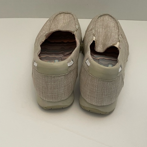 Sketchers loafers in beige with a touch of glitter - Picture 5 of 8